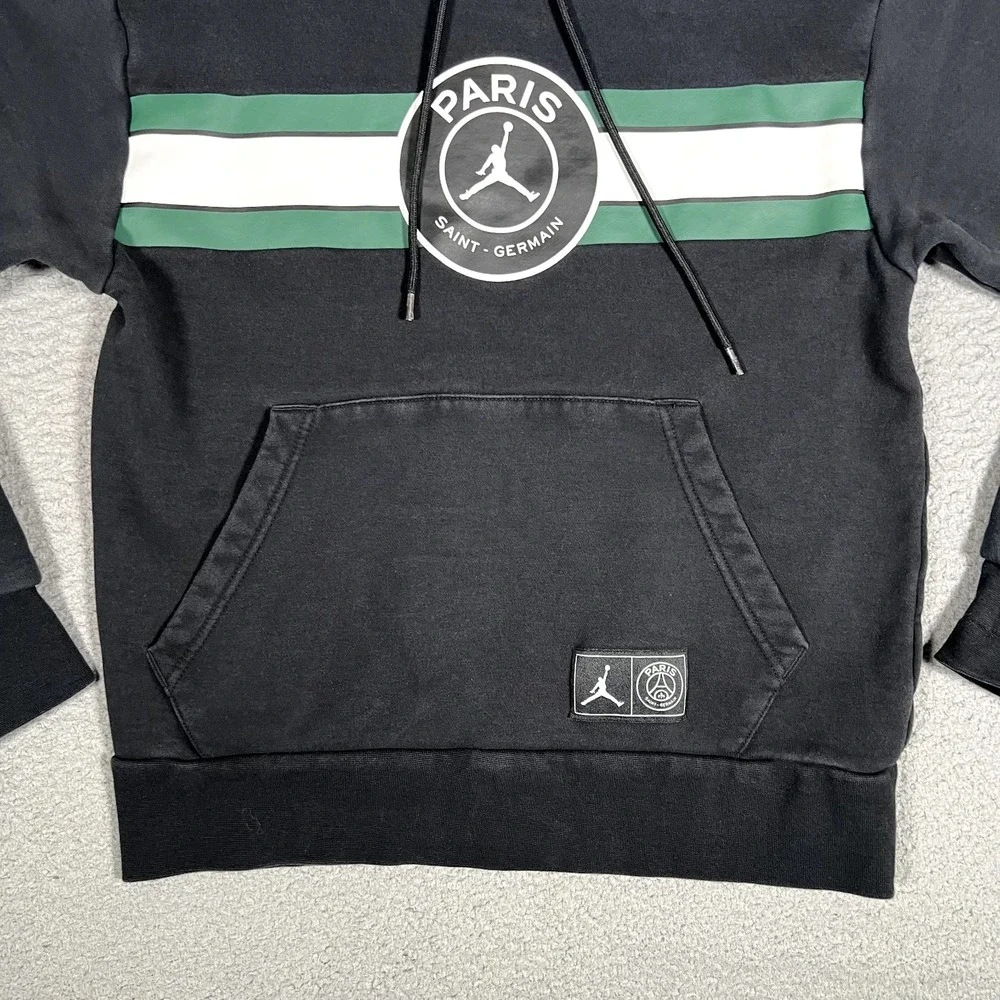 Paris Saint Germain Hoodie Mens Small Black Jordan Pullover Casual Preppy‎ PSG